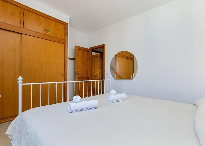 Yourhouse Casa Rafael Feriehus