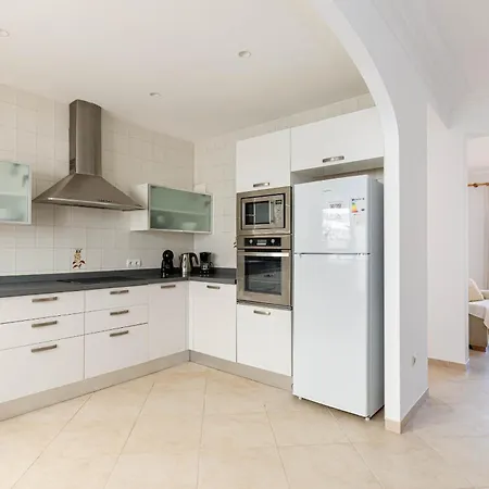 Yourhouse Casa Rafael *